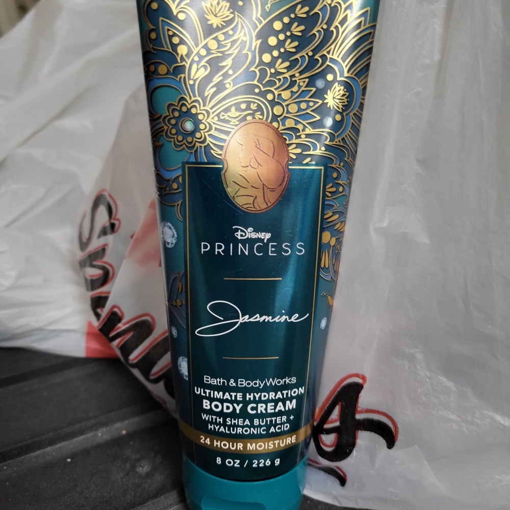 Slightly Used B&BW Disney Princess Jasmine Ultimate Hydration Body Cream 8oz
